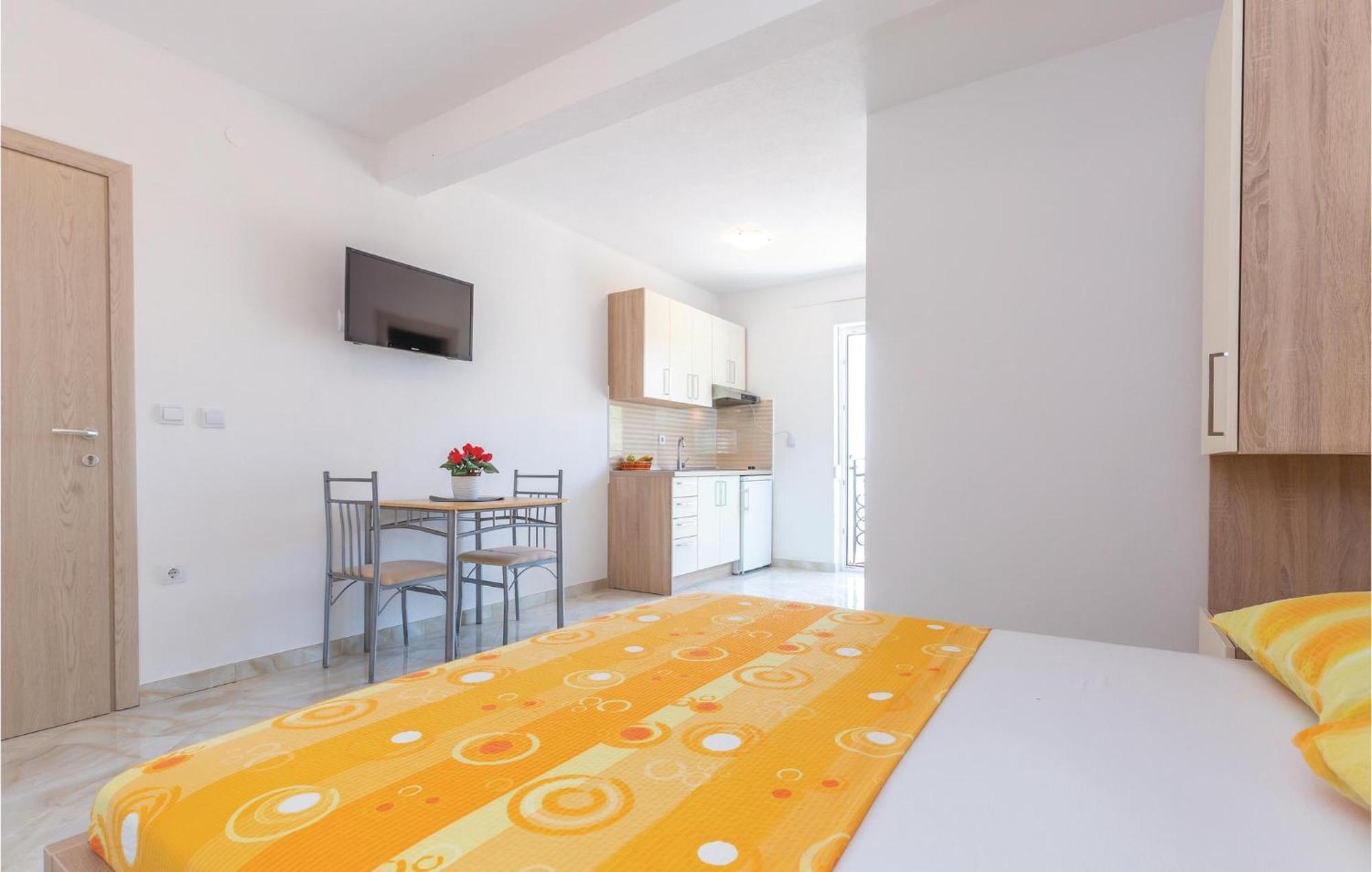 Nice Studio In Krvavica With Kitchen Exterior photo